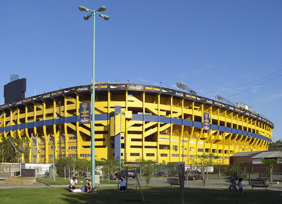 La Bombonera in Buenos Aires, showing three steep tiers and the flat vertical stand on the fourth side